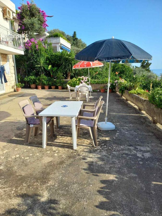 Apartments Andjus Sveti Stefan Eksteriør billede