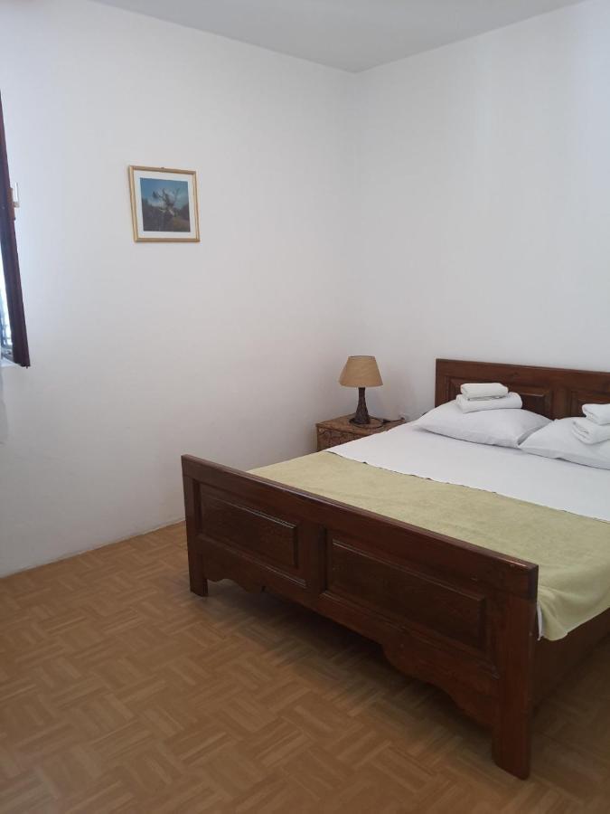 Apartments Andjus Sveti Stefan Eksteriør billede