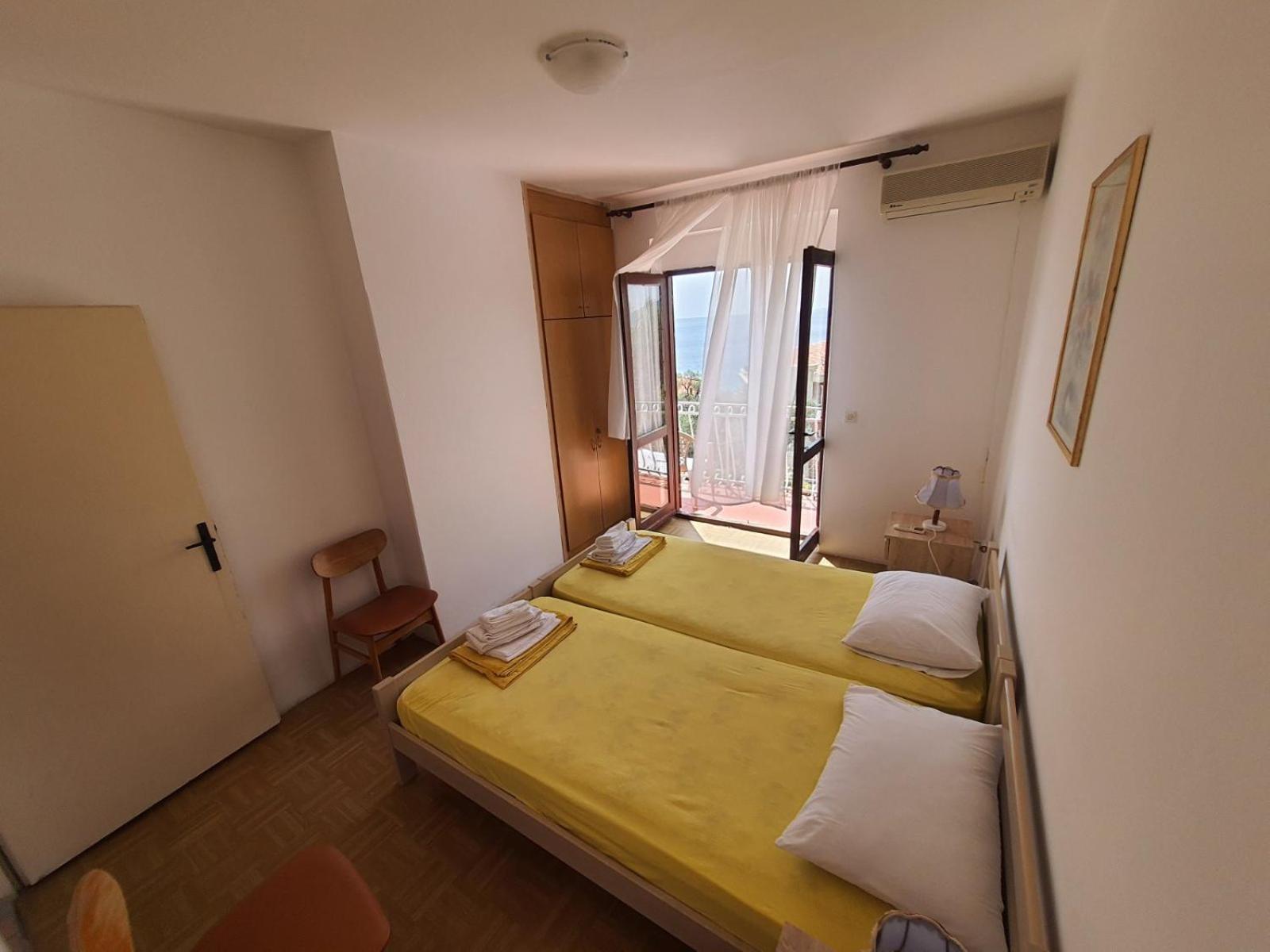 Apartments Andjus Sveti Stefan Eksteriør billede