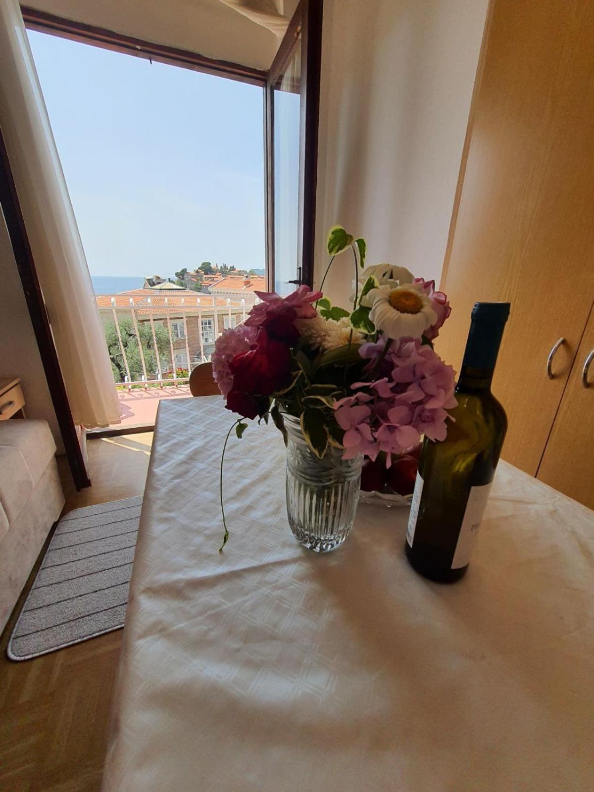 Apartments Andjus Sveti Stefan Eksteriør billede